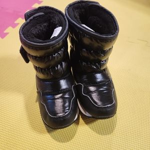 kids snow boots